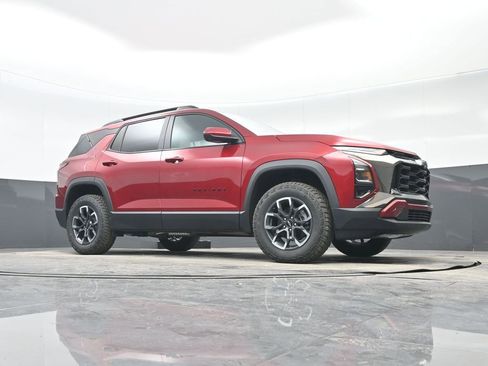 New 2026 Chevrolet Equinox ACTIV w/ Convenience Package III FWD image 32