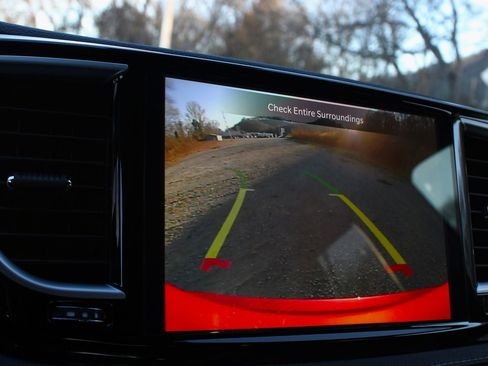 New 2026 Chrysler Pacifica Limited image 29