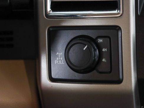 Used 2017 Ford F250 Lariat w/ Chrome Package AWD/4WD image 22