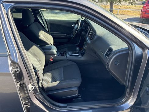 Used 2023 Dodge Charger SXT w/ Blacktop Package image 30