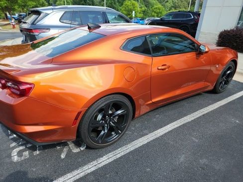 Used 2023 Chevrolet Camaro LT w/ Technology Package RWD image 10