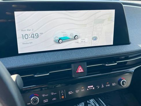 Used 2024 Kia EV6 Light image 22