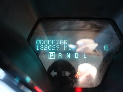 Used 2016 Chevrolet Traverse LT FWD image 23