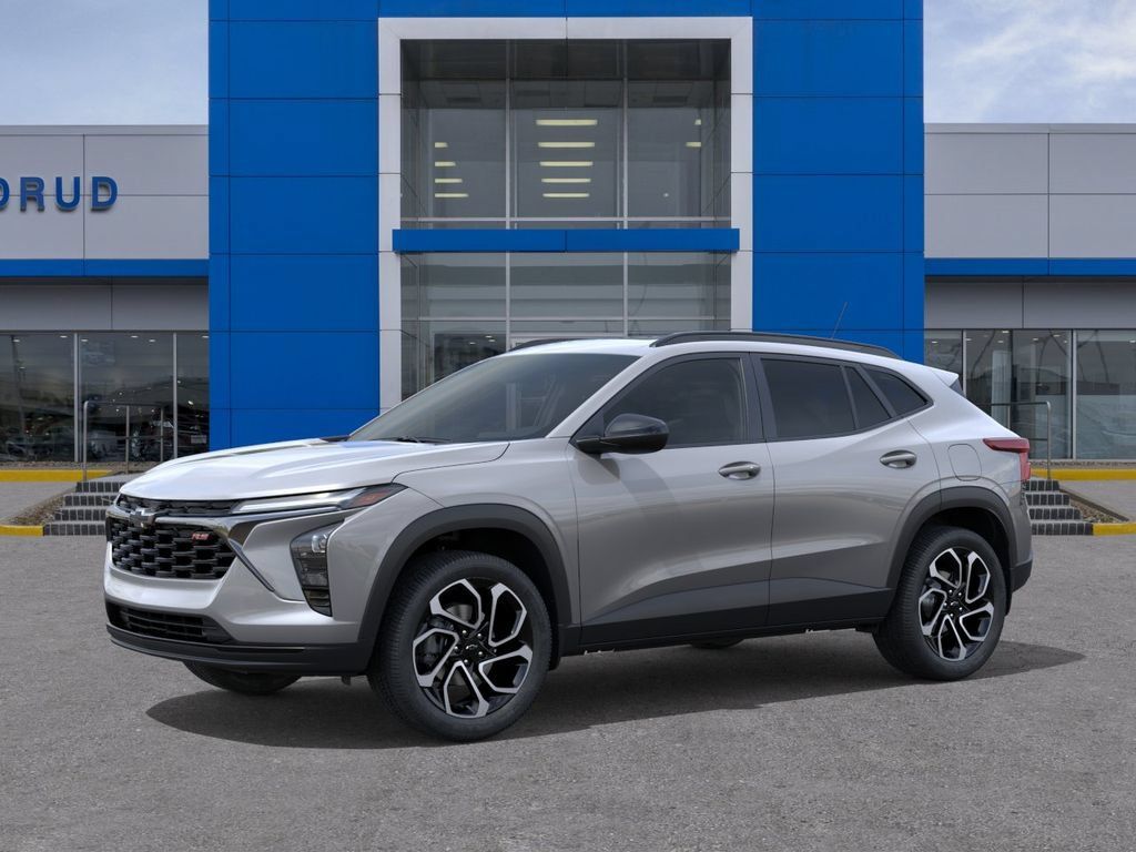 New 2026 Chevrolet Trax RS w/ Sunroof Package FWD image 2
