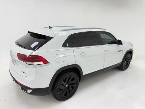 Used 2022 Volkswagen Atlas Cross Sport SE AWD/4WD image 41