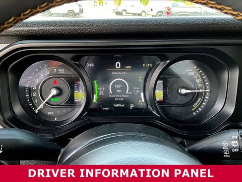 Used 2024 Jeep Wrangler Unlimited AWD/4WD image 13
