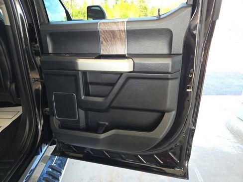 Used 2019 Ford F250 Lariat w/ Lariat Ultimate Package AWD/4WD image 65