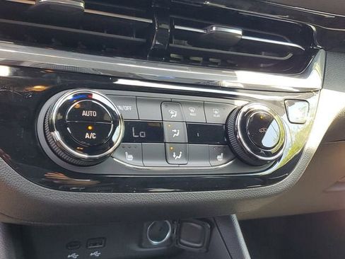 New 2026 Buick Envista Sport Touring w/ Convenience I Package FWD image 22