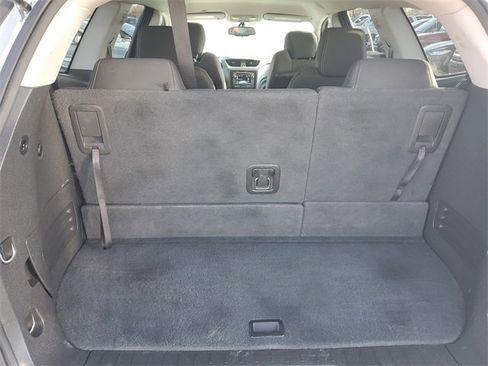 Certified 2016 Chevrolet Traverse LT image 6