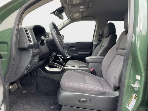 Used 2023 Nissan Frontier SV w/ SV Convenience Package AWD/4WD image 15