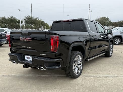 New 2026 GMC Sierra 1500 Denali w/ Denali Reserve Package image 5
