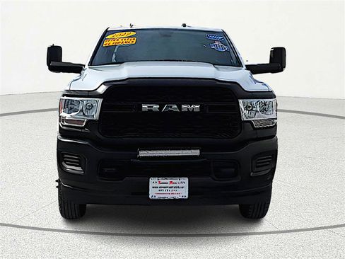 Used 2022 RAM 3500 Tradesman image 2