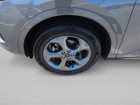 Used 2024 Ford Escape ST-Line image 24