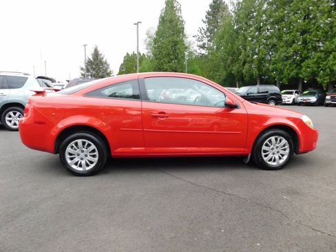 Used 2010 Chevrolet Cobalt LT FWD image 17