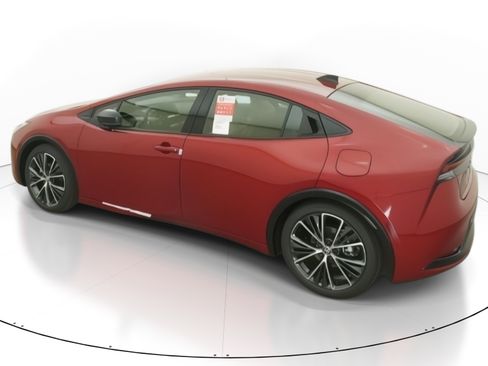 New 2026 Toyota Prius XLE image 4