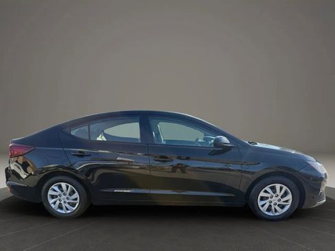 Used 2020 Hyundai Elantra SE image 4