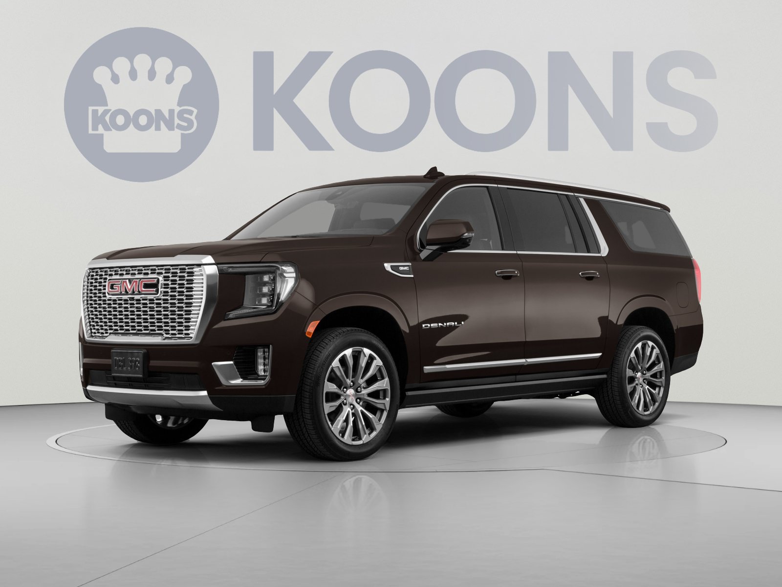 Used 2021 GMC Yukon XL Denali w/ Denali Premium Package AWD/4WD image 1