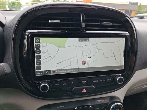 Used 2023 Kia Soul EX FWD image 20