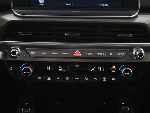 Used 2022 Kia Telluride EX w/ EX Premium Package AWD/4WD image 18