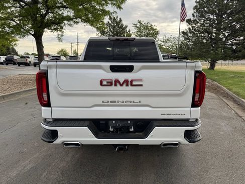 Used 2023 GMC Sierra 1500 Denali w/ Denali Reserve Package AWD/4WD image 4