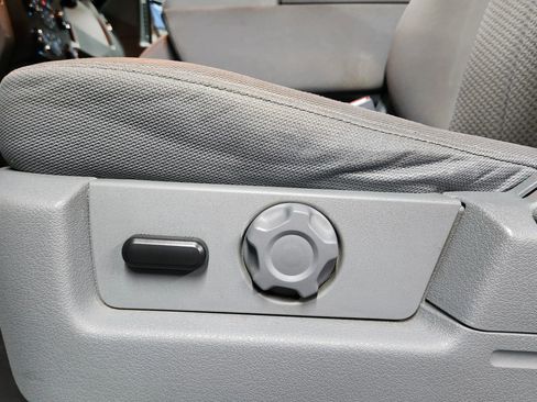 Used 2014 Ford F150 XLT w/ Equipment Group 302A Luxury image 10