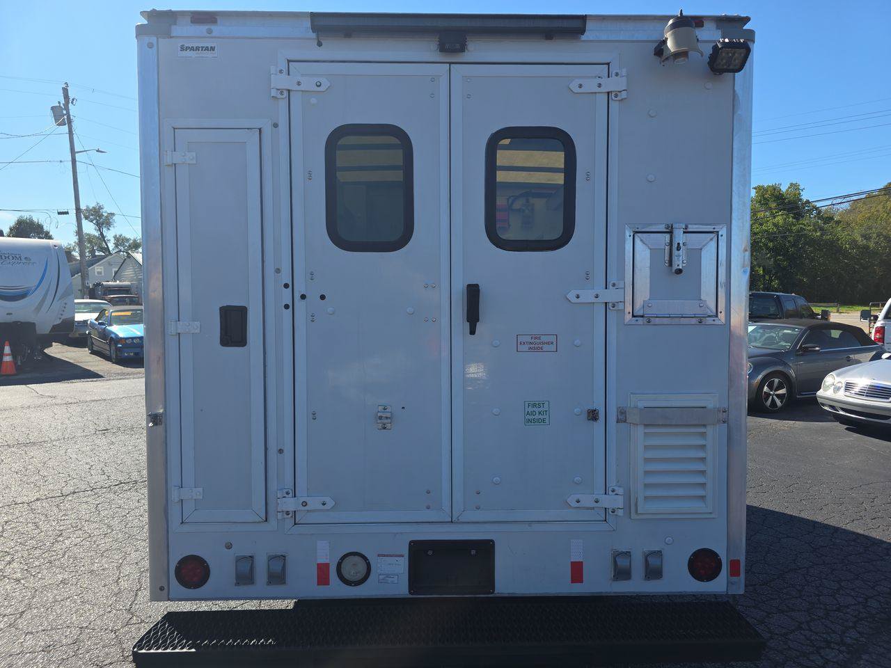 Used 2012 Chevrolet Express 3500 RWD image 14