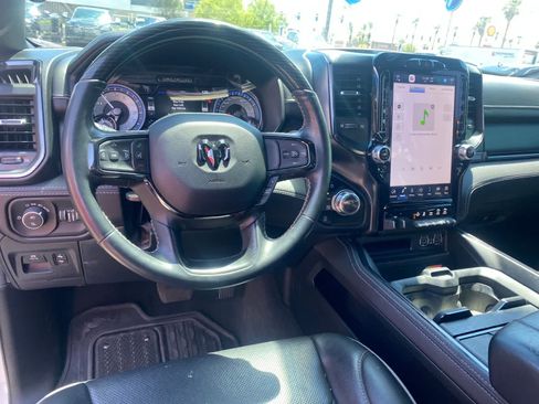 Used 2022 RAM 1500 Limited AWD/4WD image 10