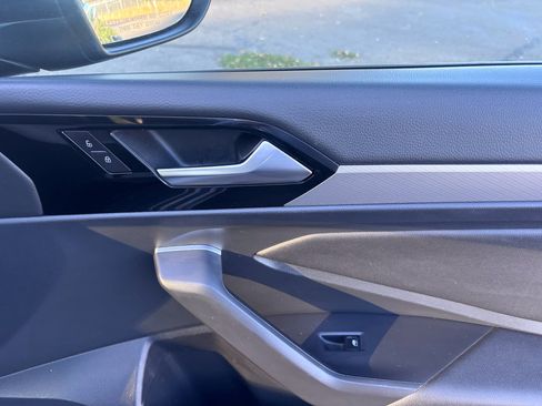 Used 2019 Volkswagen Jetta R-Line image 39