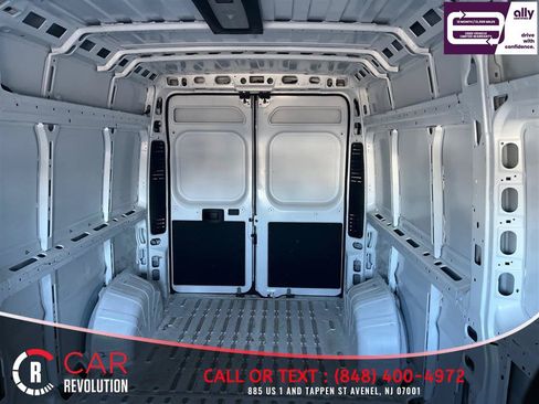 Used 2025 RAM ProMaster 2500 w/ Convenience Group FWD image 12