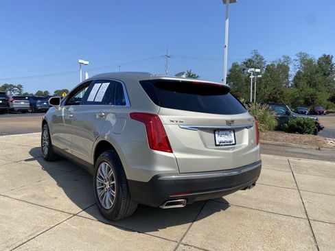 Used 2017 Cadillac XT5 Luxury w/ LPO, Wheel Lock Package FWD image 11