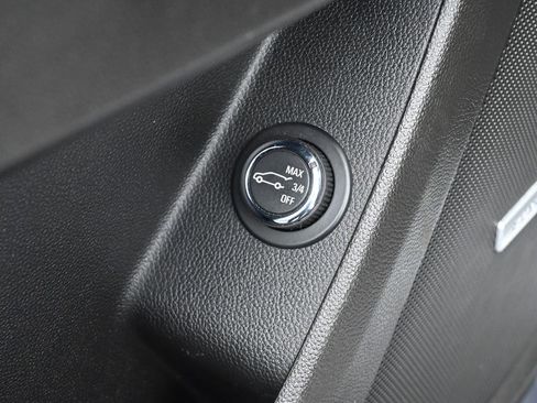 Used 2021 Chevrolet Traverse Premier w/ Redline Edition image 22