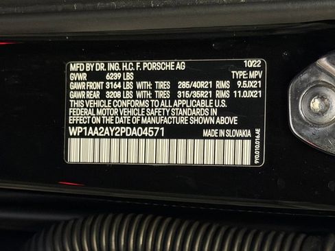 Certified 2023 Porsche Cayenne AWD/4WD image 26
