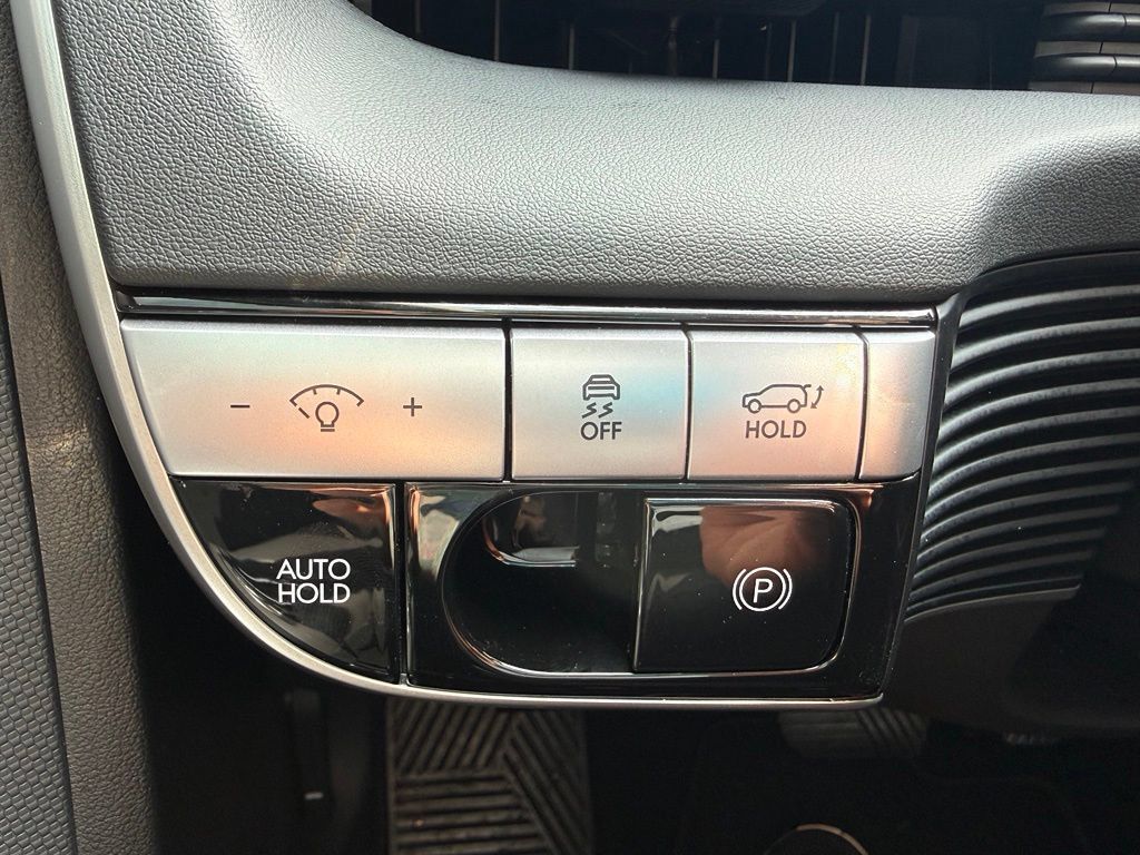 Certified 2024 Hyundai Ioniq 5 SEL AWD/4WD image 24