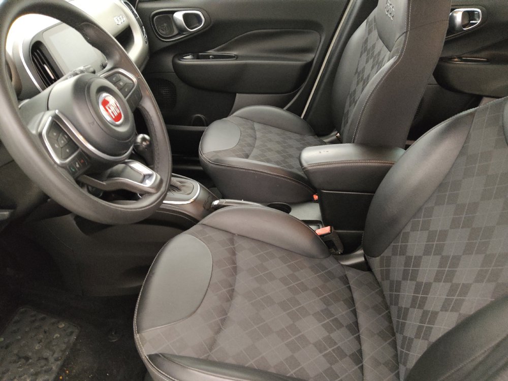 Used 2018 FIAT 500L Pop FWD image 17
