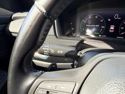 Used 2025 Honda Accord Sport image 19