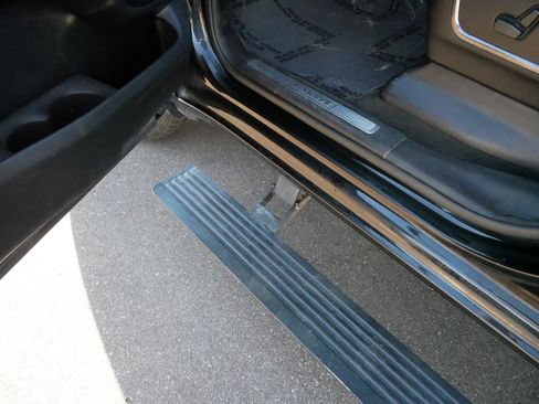 Used 2022 RAM 1500 Limited image 35