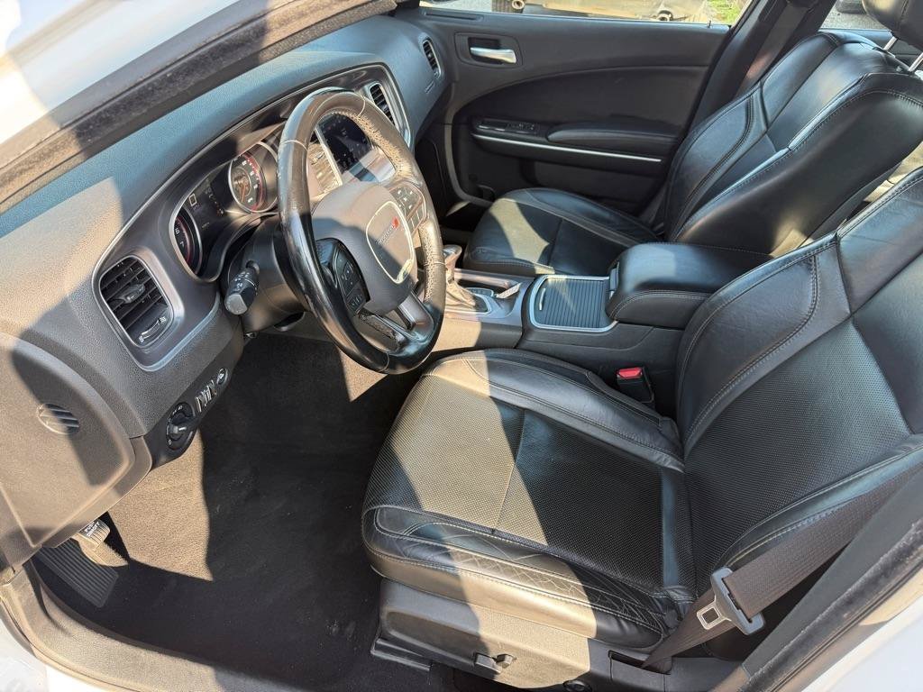 Used 2021 Dodge Charger SXT w/ Leather Interior Group RWD image 9