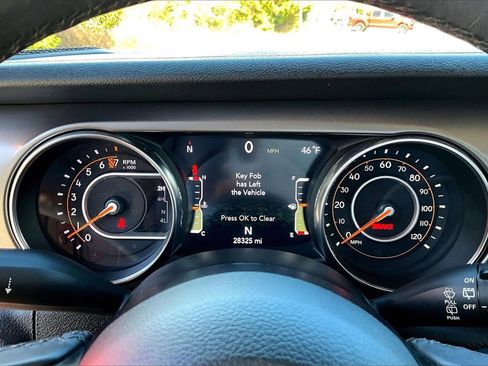 Used 2020 Jeep Wrangler Sport image 9