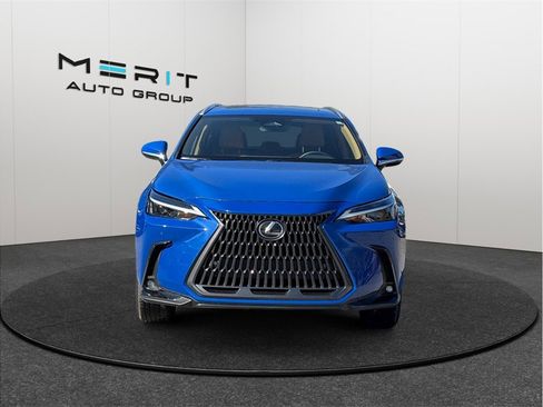 Used 2025 Lexus NX 250 FWD w/ Accessory Package (K3) image 3