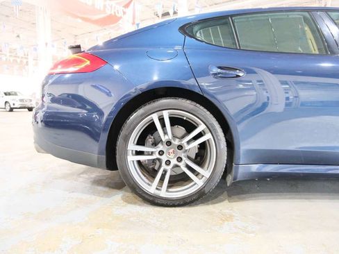 Used 2014 Porsche Panamera 4 image 13