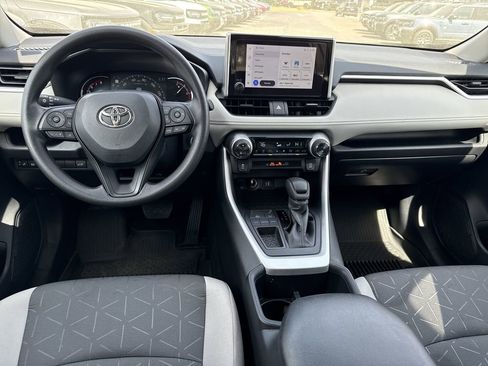 Used 2025 Toyota RAV4 XLE w/ Convenience Package image 22
