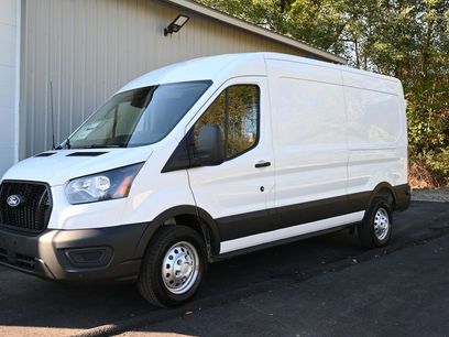 New 2026 Ford Transit 250 148 Medium Roof Extended AWD w/ Load Area Protection Package