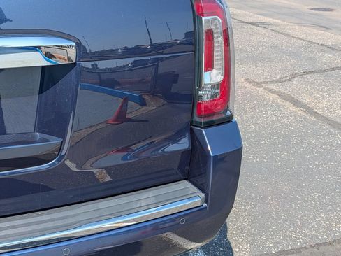 Used 2020 GMC Yukon XL Denali w/ Denali Ultimate Package AWD/4WD image 6