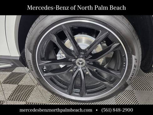 New 2026 Mercedes-Benz GLS 580 4MATIC image 6