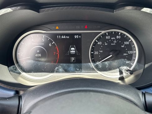 New 2025 Nissan Versa SV w/ Trunk Package image 26