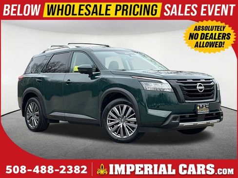 Used 2023 Nissan Pathfinder SL w/ SL Premium Package AWD/4WD image 1
