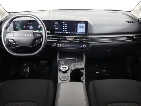 Used 2026 Kia Sportage LX FWD image 13