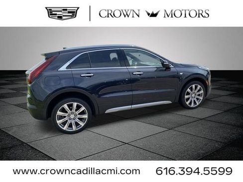 Certified 2023 Cadillac XT4 Premium Luxury w/ Technology Package AWD/4WD image 14