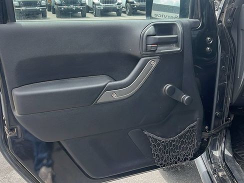 Used 2016 Jeep Wrangler Unlimited Sport AWD/4WD image 9
