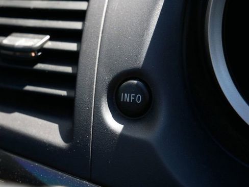 Used 2016 Mitsubishi Lancer ES AWD/4WD image 28